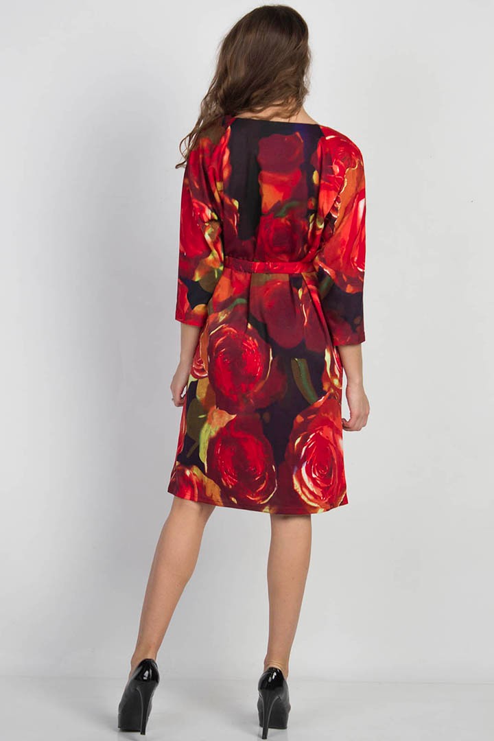 Фото товара 20193, красное платье с поясом